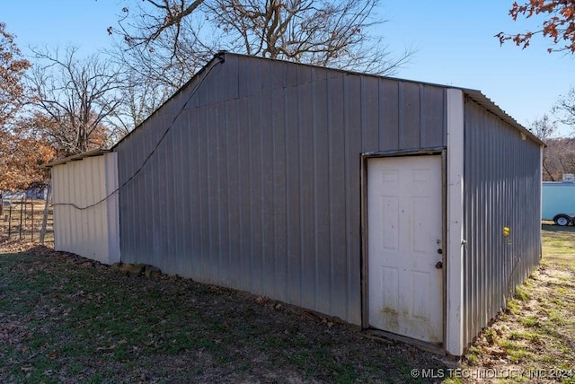 view of outbuilding