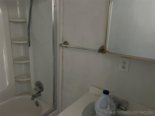 558 W Clay Ave, Chouteau, OK 74337 - photo 8