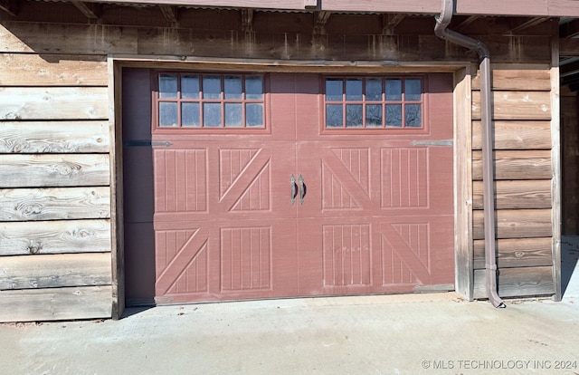 entrance to property with a garage