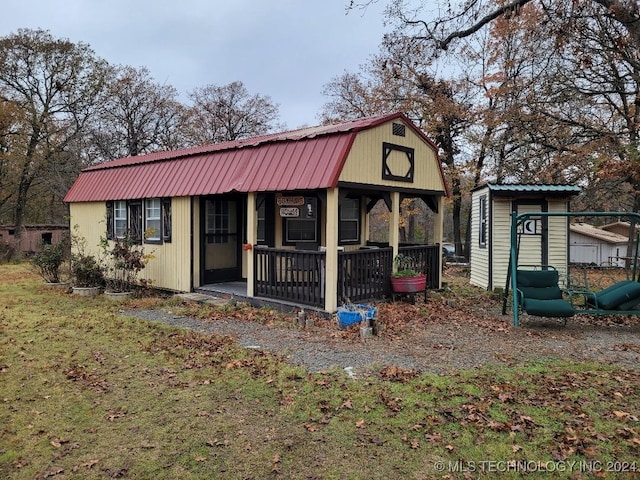 exterior space with a porch