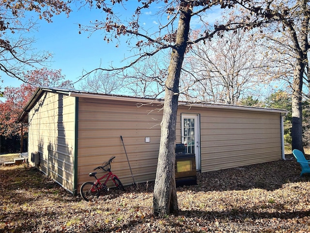 view of outdoor structure