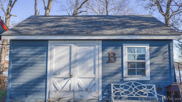 view of outbuilding