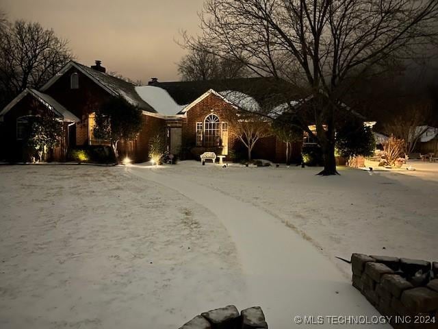 view of front of property