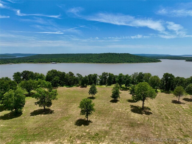 25 Kathy Ln, Eufaula, OK 74432