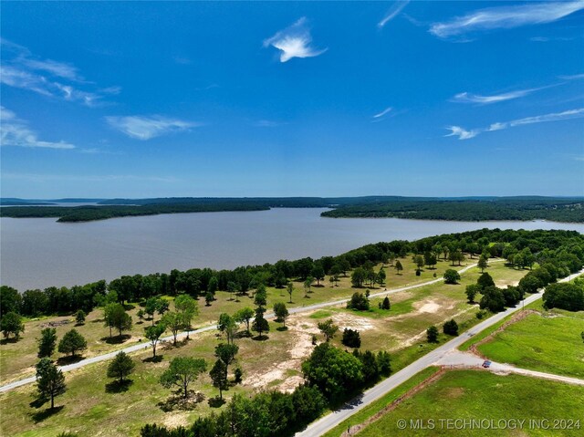 25 Kathy Ln, Eufaula, OK 74432