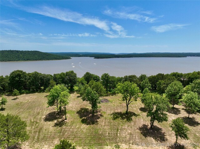 25 Kathy Ln, Eufaula, OK 74432