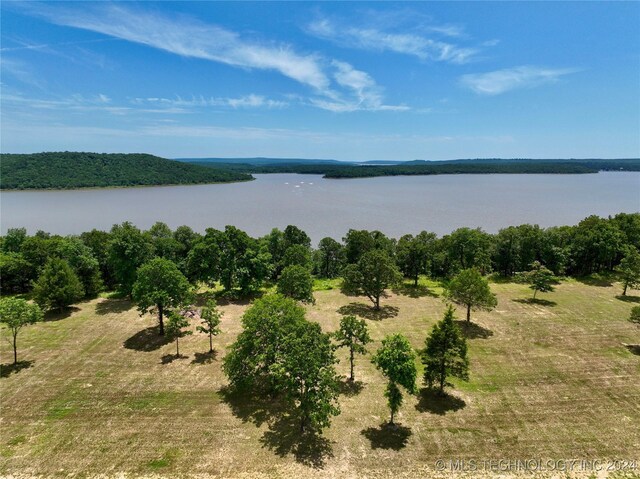 25 Kathy Ln, Eufaula, OK 74432