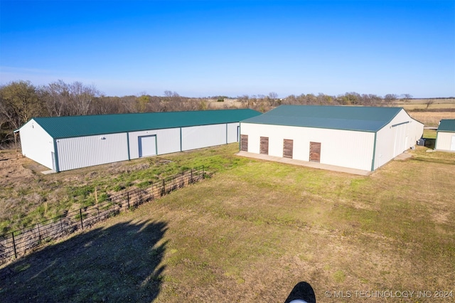 exterior space featuring a yard