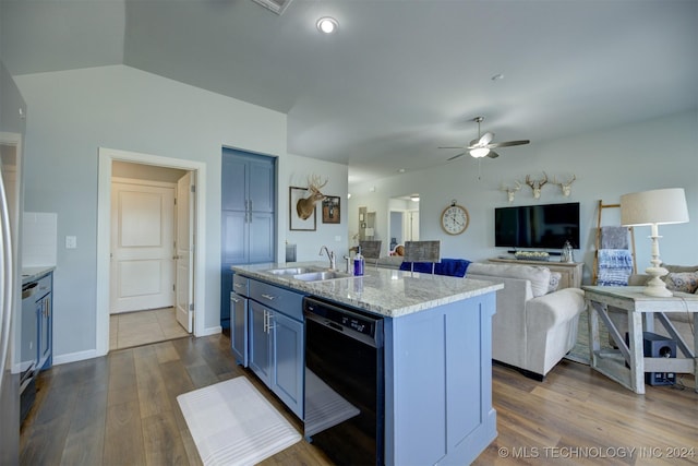 kitchen with dishwasher, a center island with sink, sink, ceiling fan, and dark hardwood / wood-style flooring