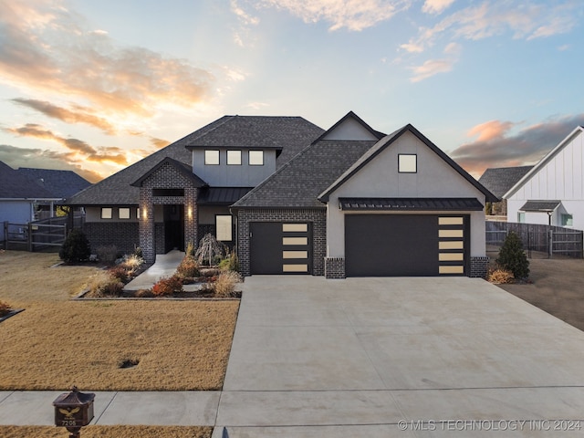 view of front facade featuring a garage