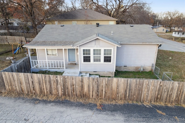 view of front facade with covered porch