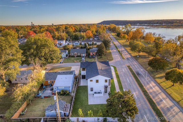 203 E 45th Ct, Tulsa, OK 74105 - aerial view of a large body of water
