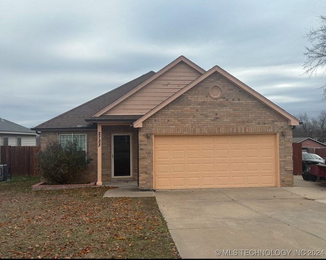 view of front of home featuring a garage