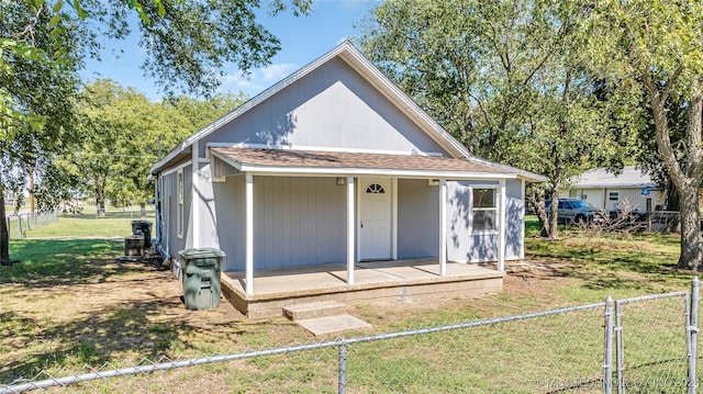 exterior space with a yard