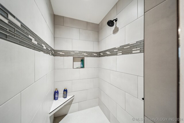 bathroom with walk in shower