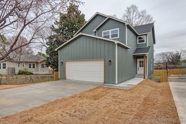 view of front of house featuring a garage