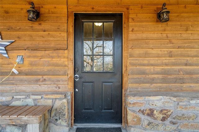 view of property entrance