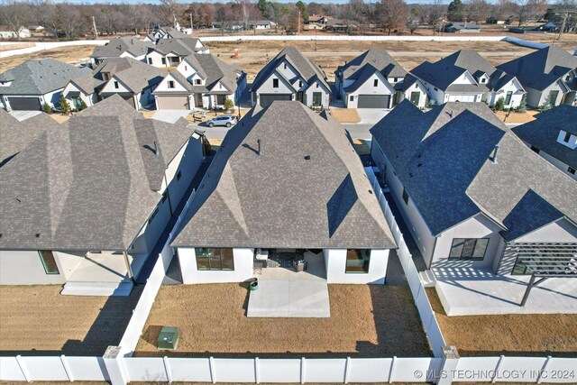 birds eye view of property featuring a residential view