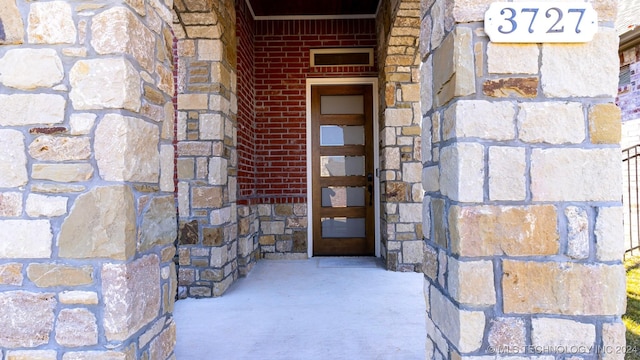 view of entrance to property