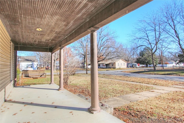 view of patio / terrace with covered porch