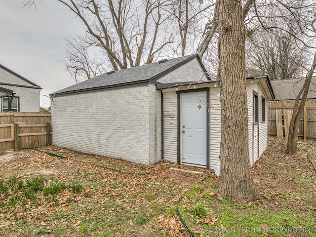 view of outbuilding