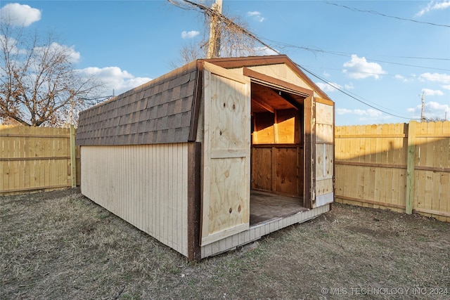 view of outbuilding