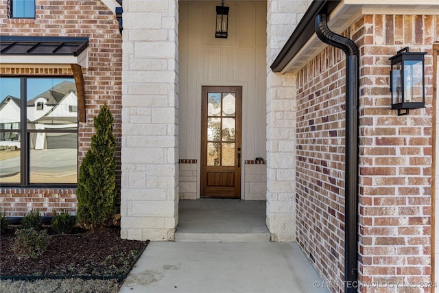 view of property entrance