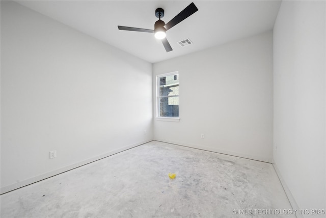 unfurnished room with ceiling fan