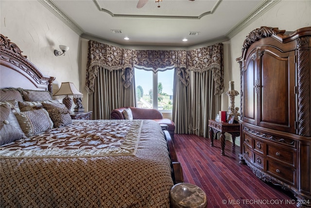 bedroom with ceiling fan and crown molding