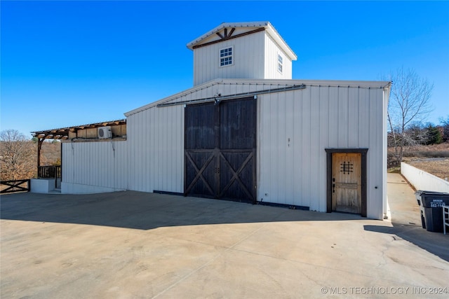 view of outbuilding