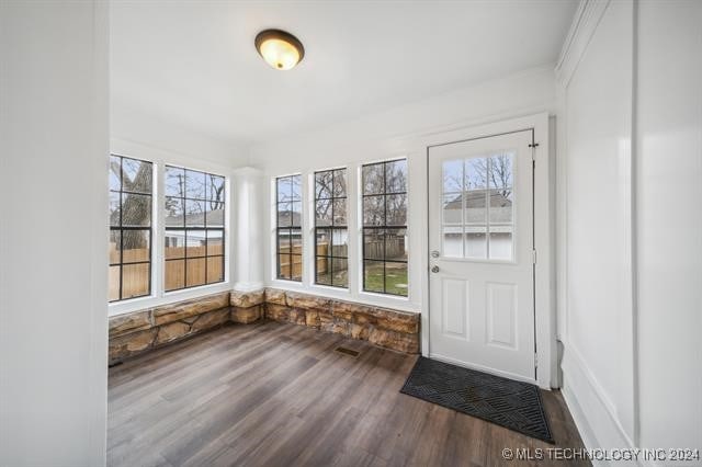 view of unfurnished sunroom