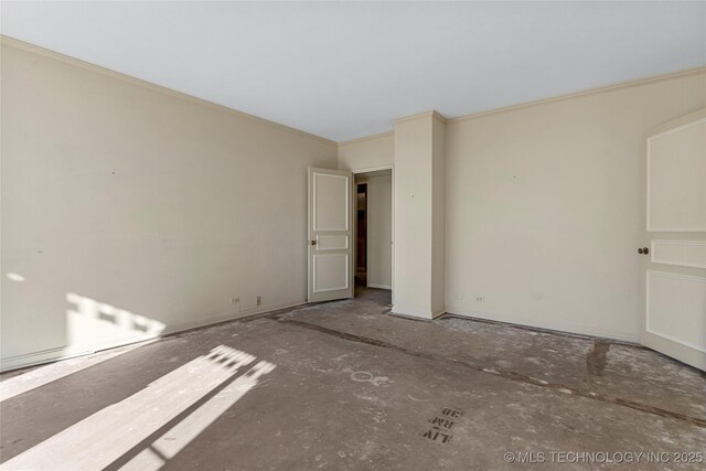 empty room with ornamental molding