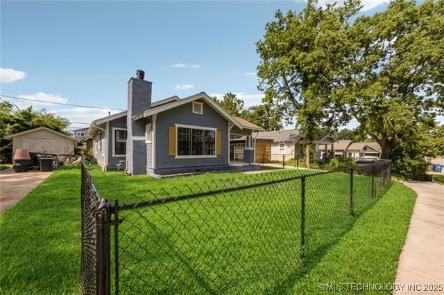 exterior space featuring a yard