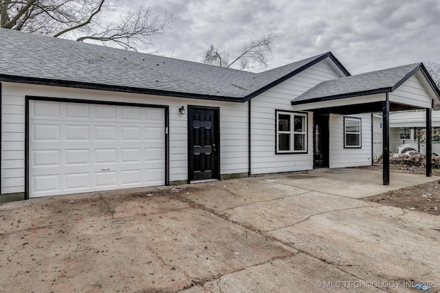 view of front of house with a garage