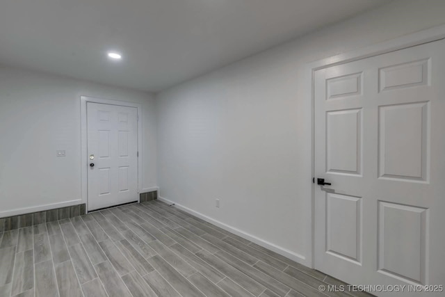 empty room featuring light hardwood / wood-style floors