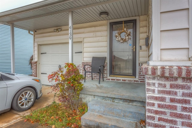 doorway to property featuring a porch