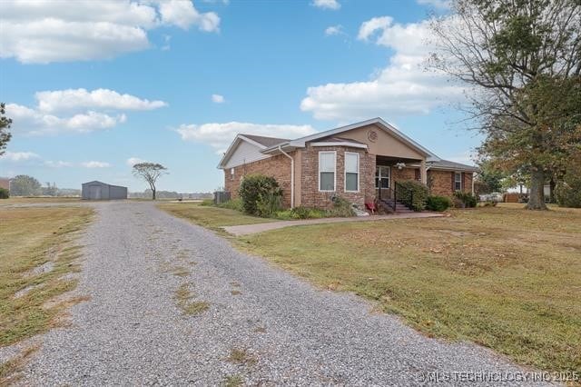 view of front of house with a front yard