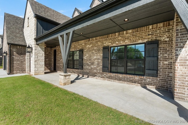 1303 Oakhurst Cir, Claremore, OK 74017 - view of patio