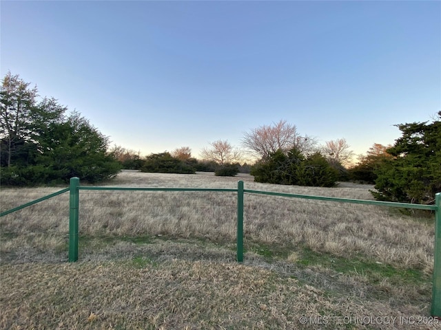 591 Peanut Trl, Hendrix, OK 74741 - gate featuring a rural view