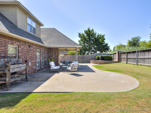 view of patio featuring outdoor lounge area