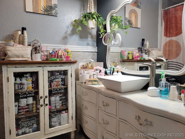 bathroom with vanity