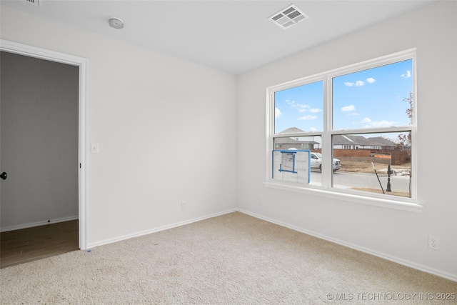 empty room featuring carpet