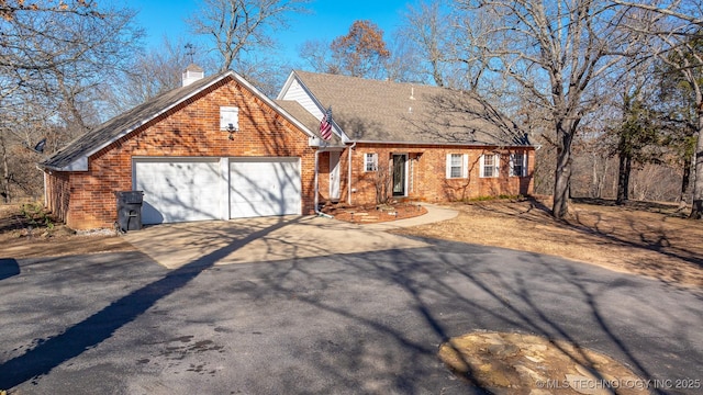 view of front facade with a garage