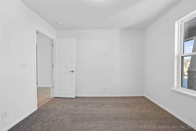 view of carpeted spare room