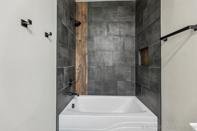 425 W Ft Worth St, Broken Arrow, OK 74012 - full bath with shower / bathing tub combination