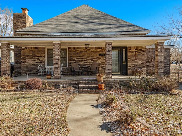 view of front of house with a porch