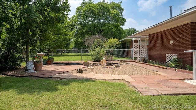 view of yard with a patio