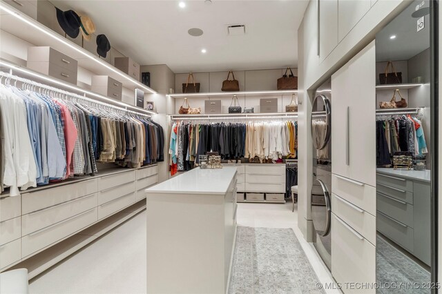 405 N Main St Unit 4A, Tulsa, OK 74103 - view of spacious closet