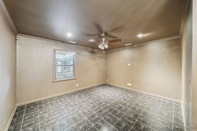 empty room featuring ceiling fan and ornamental molding