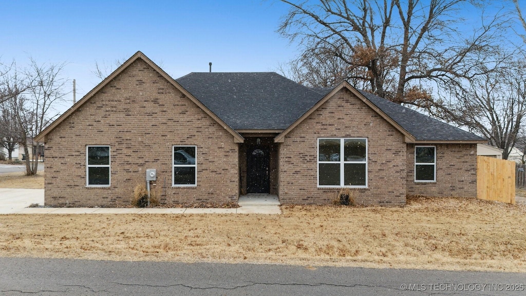 view of front of house